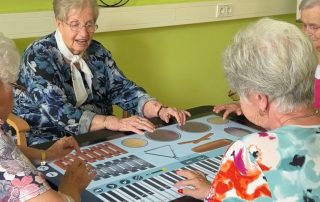 Beitragsbild zum Video Care Table - Musizieren