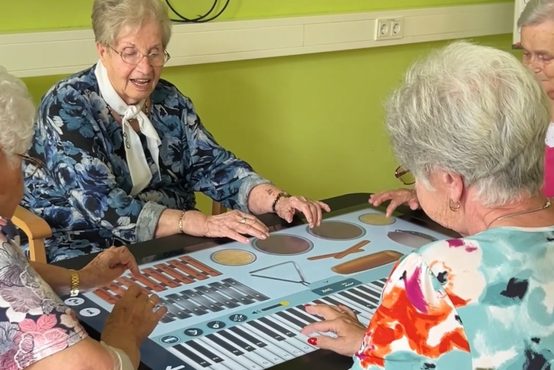 Beitragsbild zum Video Care Table - Musizieren